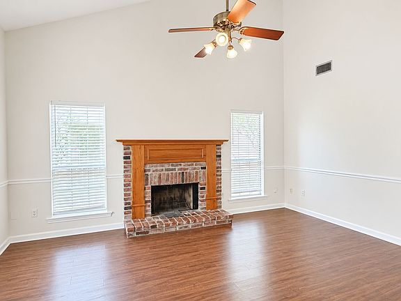 4th image of 16324 Crepemyrtle Dr