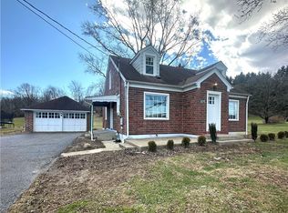1075 Bacon Ave, East Palestine, OH