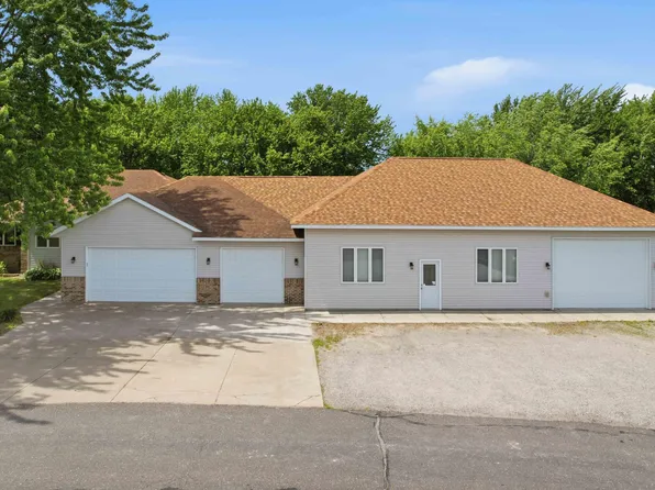 2031 Highland Cir W, Mora, MN 55051