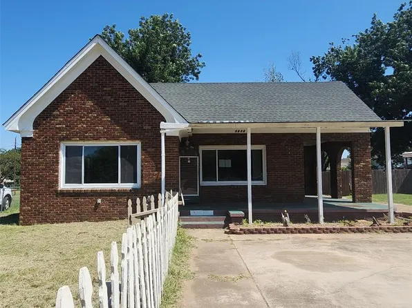 1414 W Iowa Ave, Chickasha, OK 73018