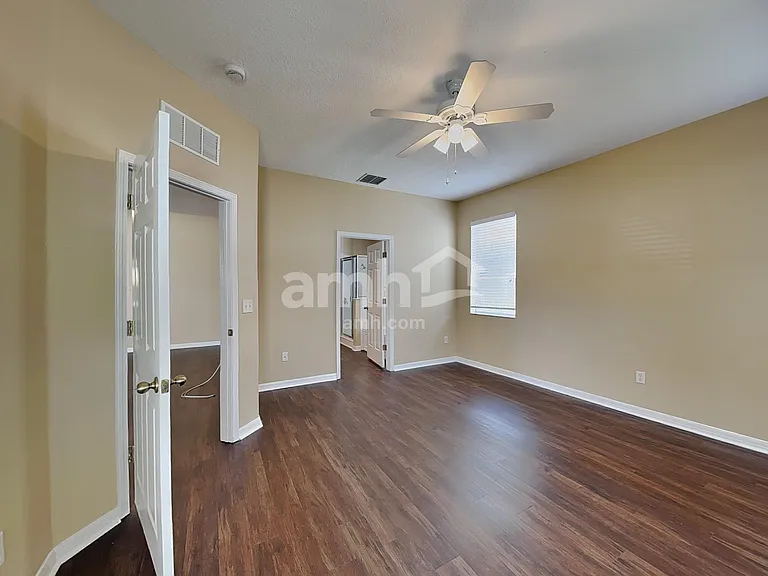 3124 Shady Lily Ln — Photo 12