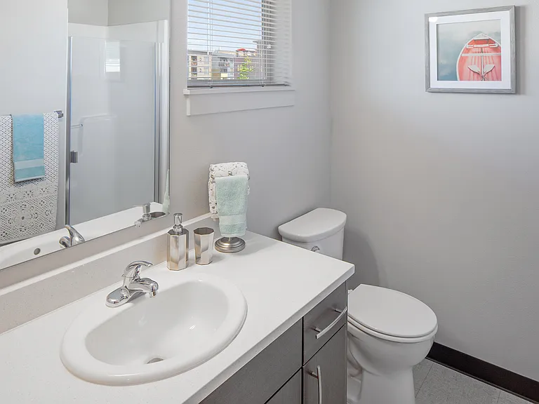 The Tennyson At Crescent Village — Photo 30