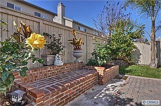 2nd image of 66 Ivywood