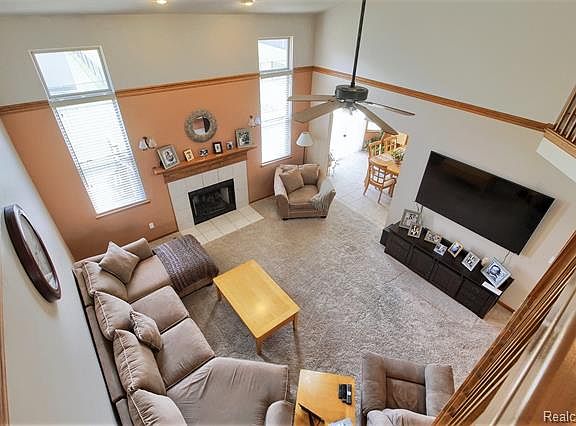 4th image of 35581 Brooke Ct