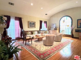 150 S Citrus Ave, Los Angeles, CA 90036