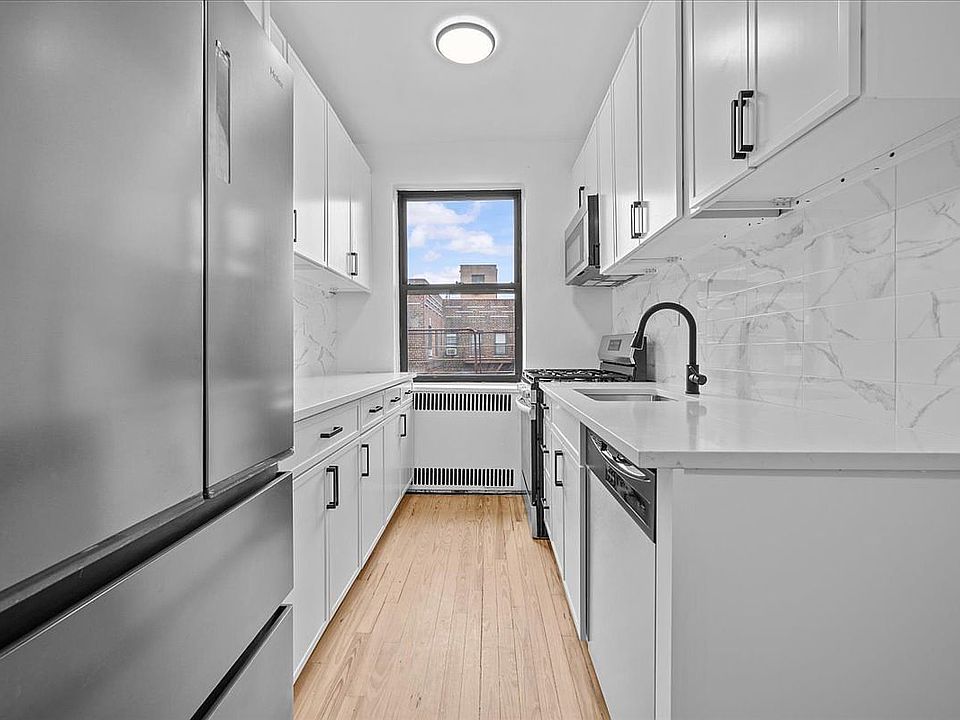 1st image of 3015 Riverdale Ave APT 6D