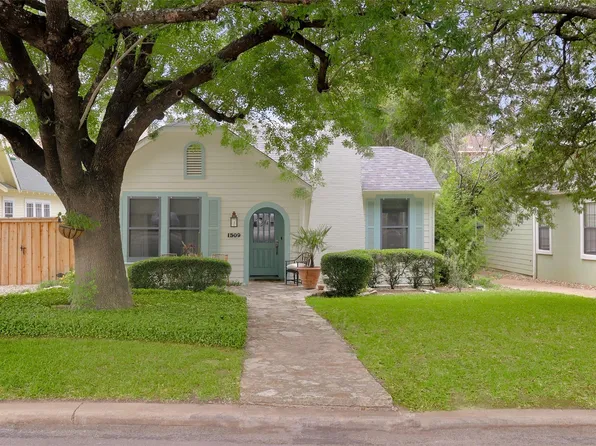 1509 Palma Plz, Austin, TX 78703