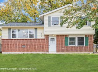305 Lake Champlain Dr, Little Egg Harbor, NJ 08087