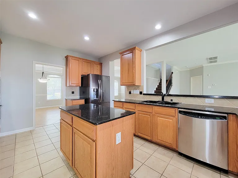 20710 Mansfield Bay Ln — Photo 17