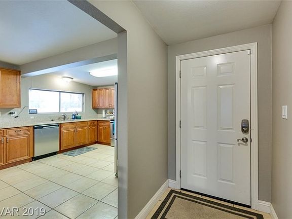 3rd image of 4930 Blanton Dr