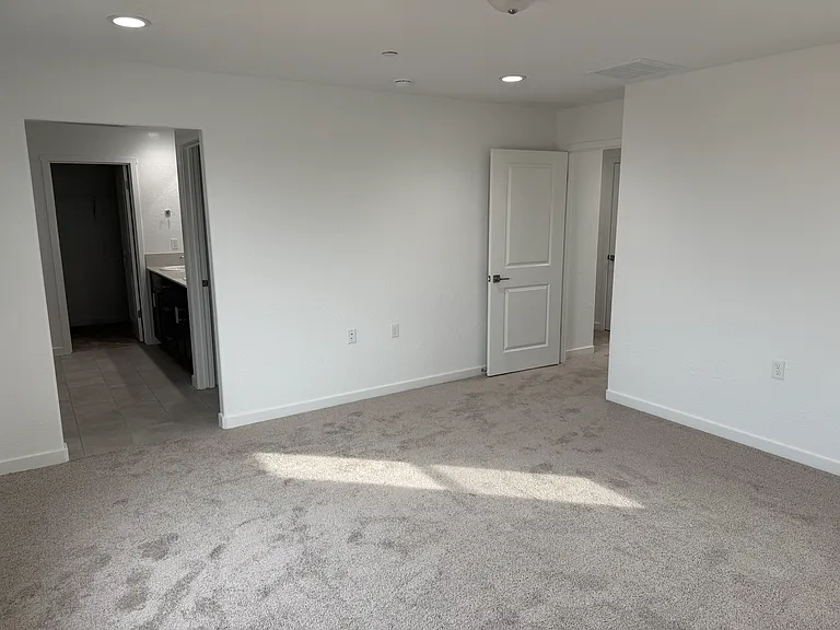 2858 E Tierra Dr — Photo 14