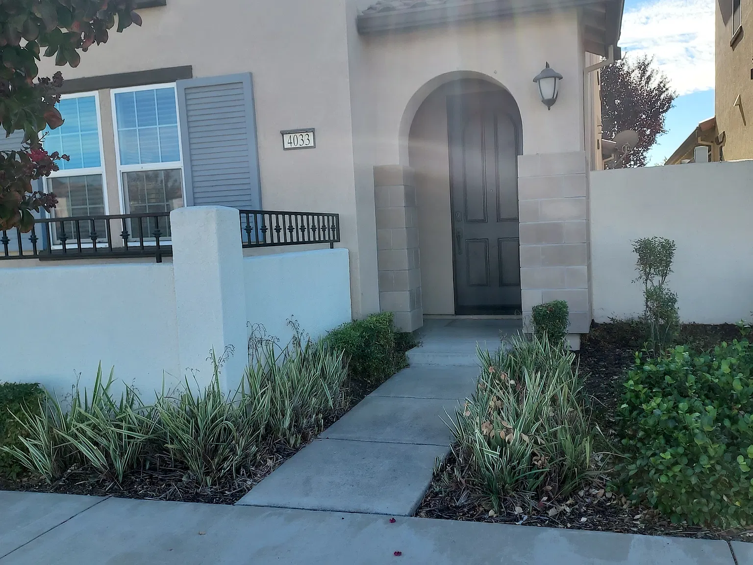3 bed, 1565 sqft, $2,950 — Photo 2