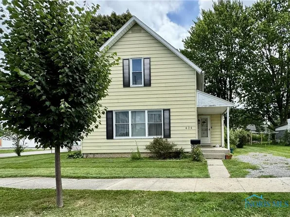 434 N Walnut St, Bryan, OH 43506