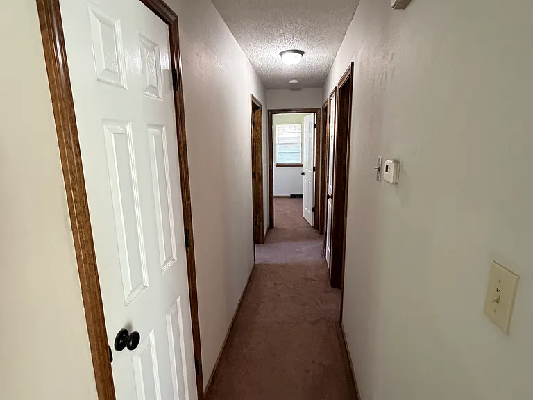 308 SW Sandstone Dr — Photo 7