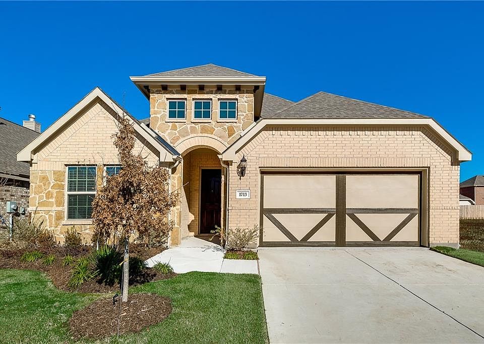 1st image of 1713 Spoonbill Dr