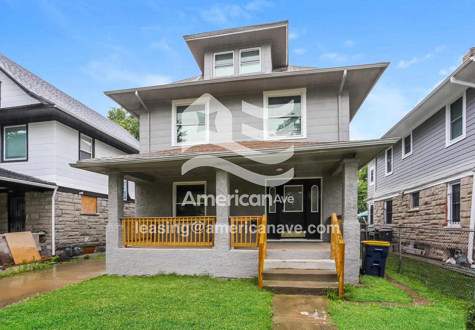 3 bed, 1.0 bath, 1428 sqft, $1,129 — Photo 1