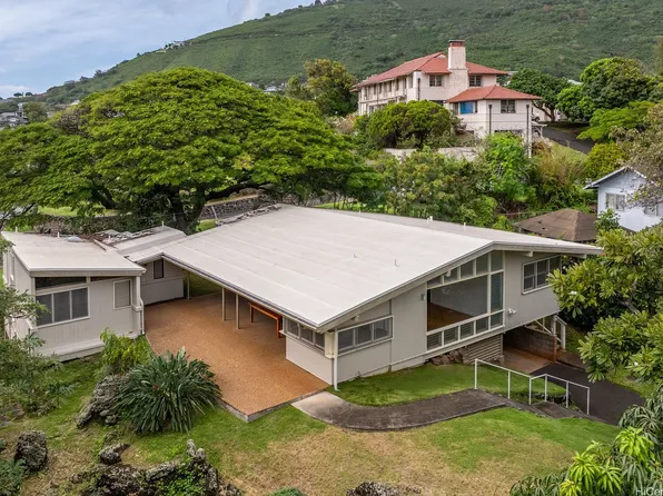 2400 Parker Pl, Honolulu, HI 96822