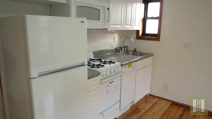 Rented by Halstead Real Estate | media 17