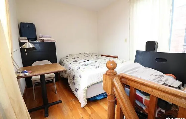 Rented by Oxford Property Group | media 12