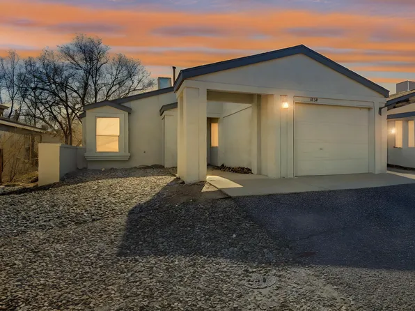 1752 Ira Dr NE, Rio Rancho, NM 87144