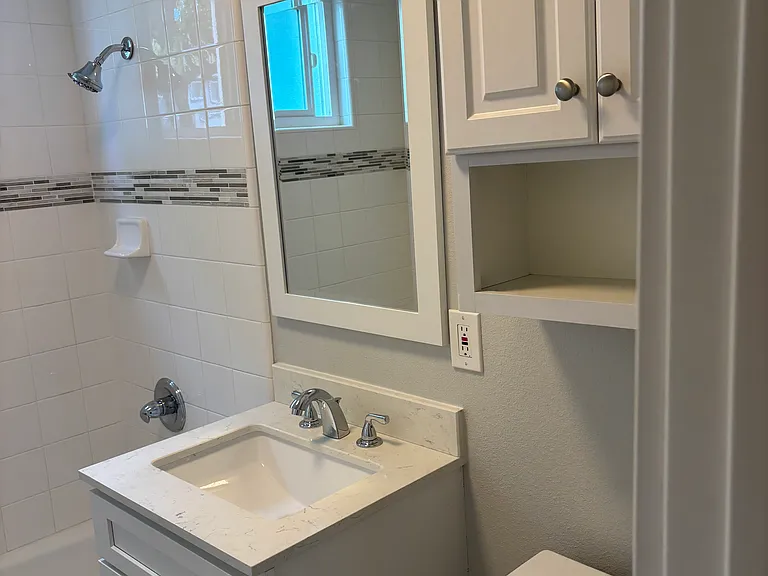 521 La Cadena Way #1 — Photo 5