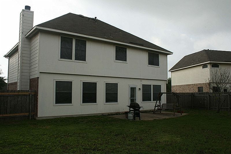 1st image of 810 Indian Run Dr