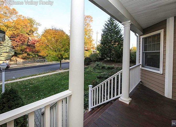 2nd image of 498 Fairview Ave