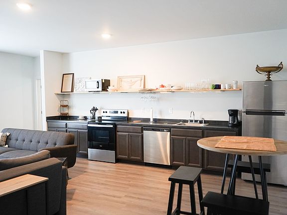 5th image of 518 Madison St #314