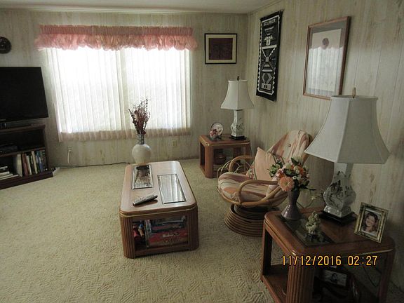 2nd image of 7727 SE Continental Dr