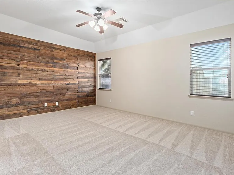 2886 Aurelia Ln — Photo 17