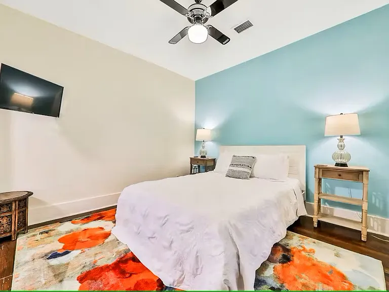 11 Myrtle Ave — Photo 22