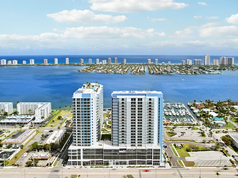 220 Lake Shore Dr #612 — Photo 47