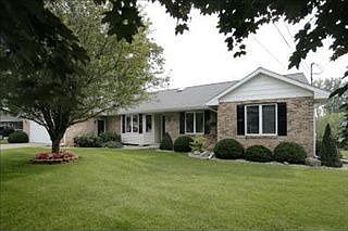 2nd image of 5419 Woodmont Dr