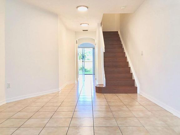 2nd image of 4951 Leeward Ln #3105