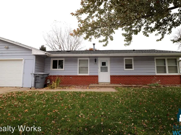5000 W Vosler St, Lincoln, NE 68524