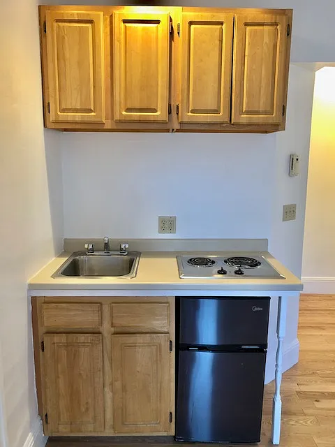 Studio, $2,045 — Photo 3