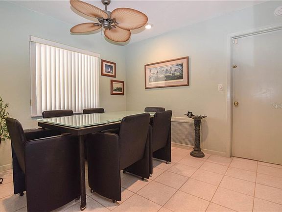 5th image of 5885 Oakhurst Dr