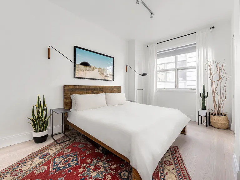 42 Main St #5AB — Photo 4