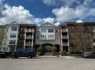 5605 Henwood St SW #2302, Calgary, AB T3E7R2