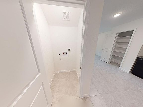 3rd image of 24616 Pools Creek Way #E6w7wo
