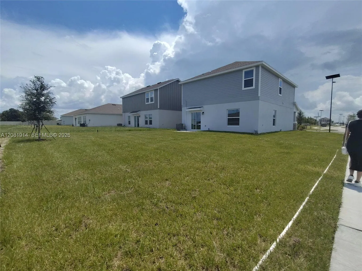 4 bed, 2.5 bath, $2,250 — Photo 2
