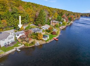 95 Woods Rd, Branchville, NJ 07826