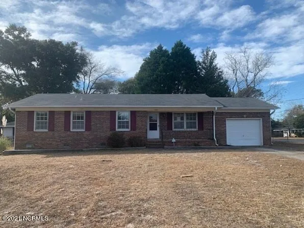 302 Spartan Road, Wilmington, NC 28405
