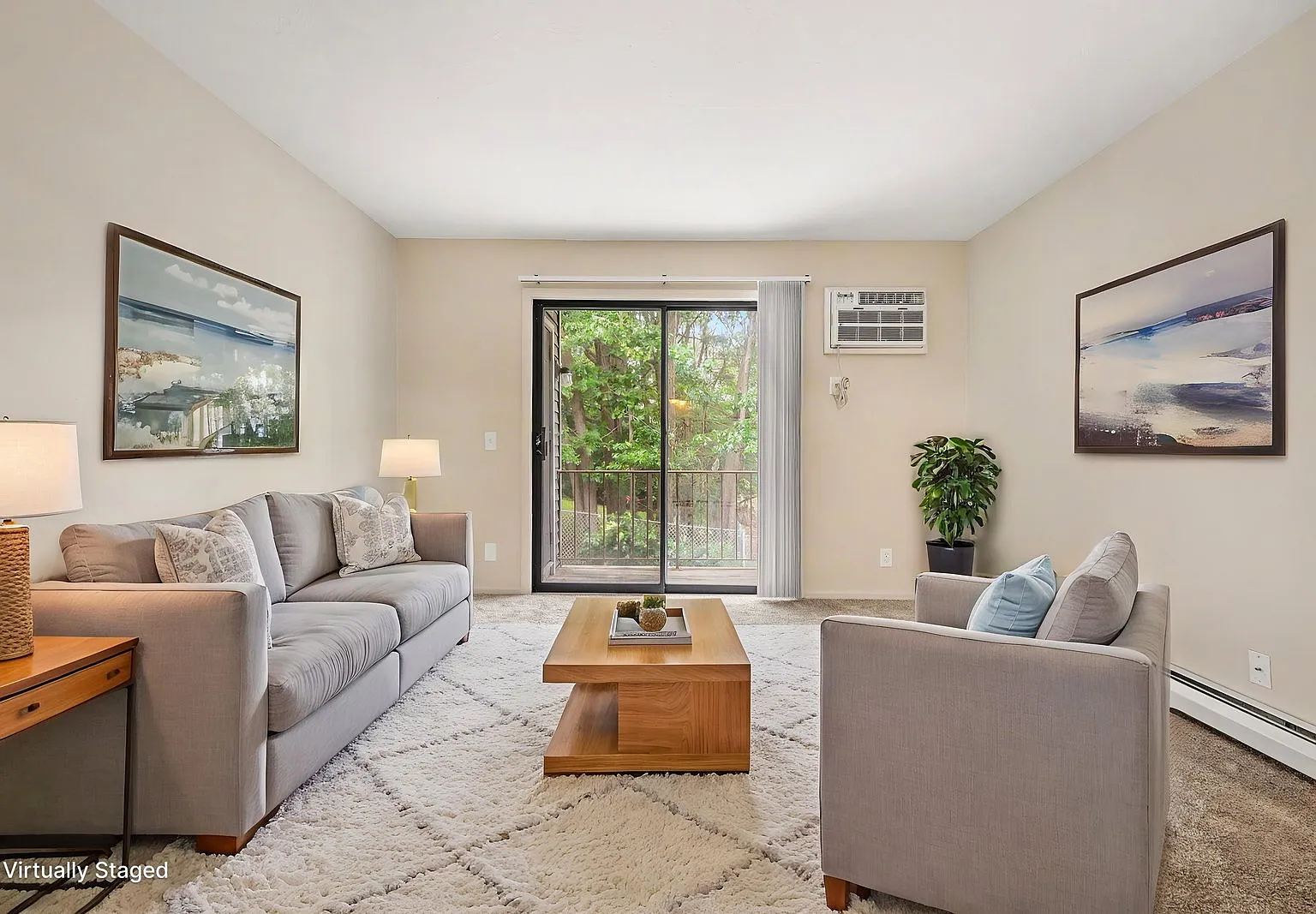 Maple Leaf Apartments — Photo 1