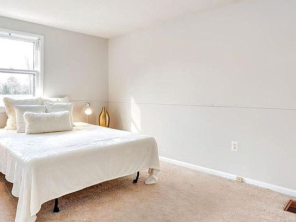 Master w/ space for bath.