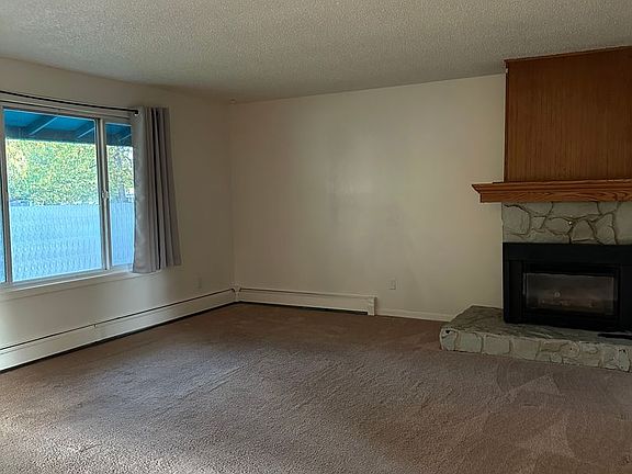 4th image of 8741 Flamingo Dr