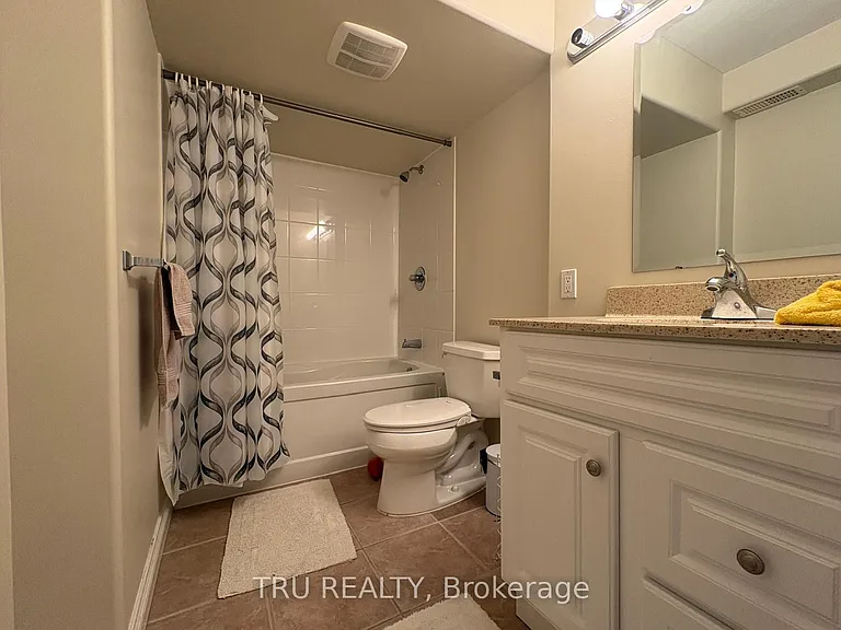 684 Beatrice Dr — Photo 32