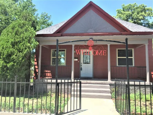 601 N 12th St, Garden City, KS 67846