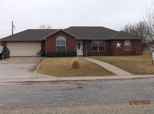 214 Ashley St, Alvord, TX 76225