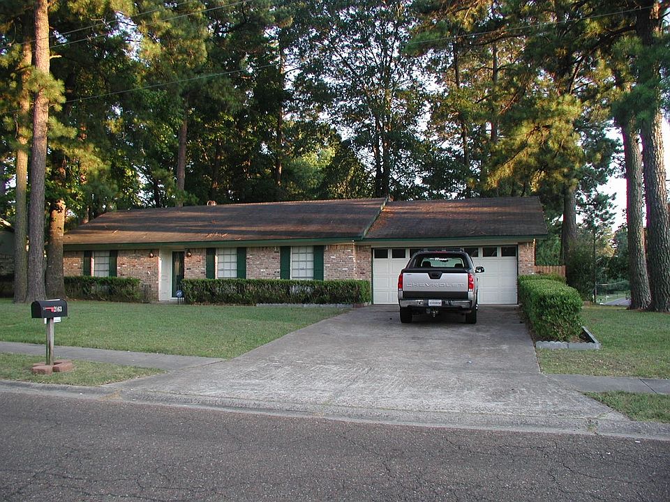 Street View - corner lot